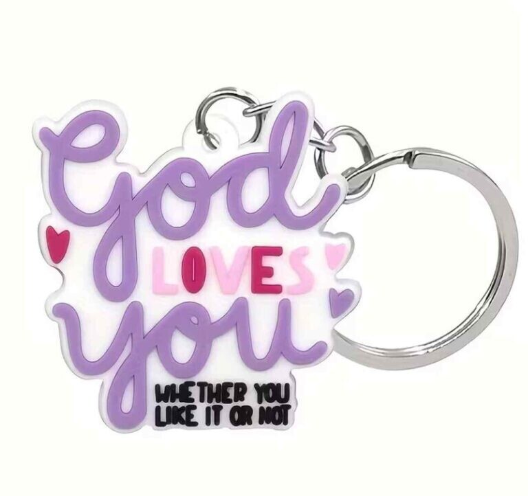 Breloczek plastikowy – God Loves You